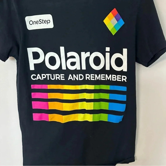 Polaroid Capture and Remember Short Sleeve Black Graphic T-Shirt Size S GUC - Picture 3 of 5